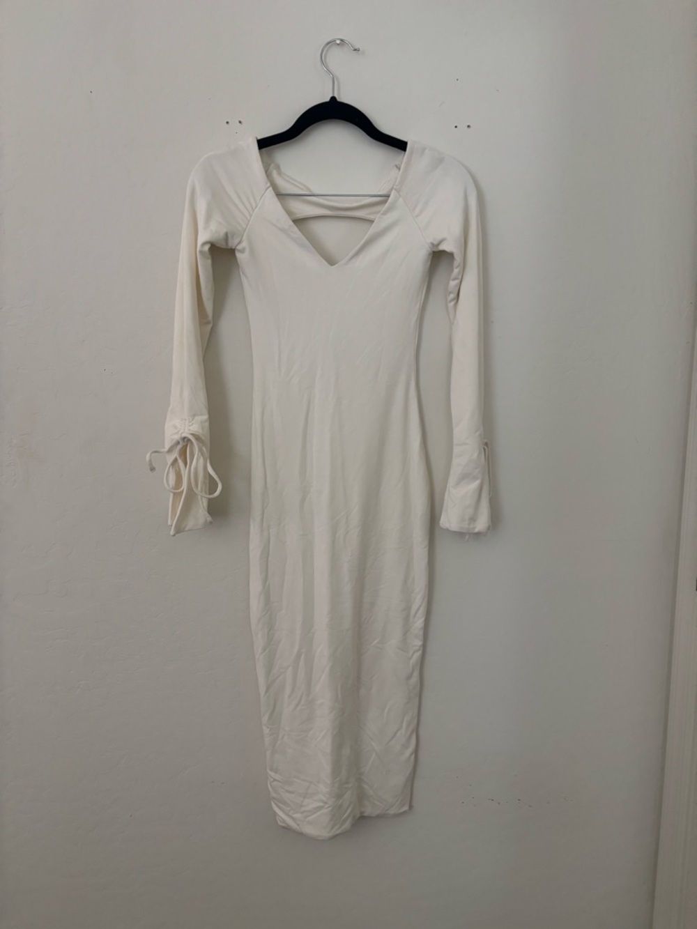 Oh Polly Cream Long-Sleeve V-Neck Midi Dress